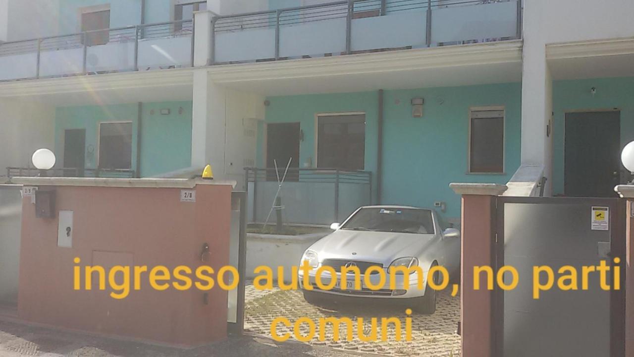 Bnb Del Nilo Apartment Montesilvano Bagian luar foto