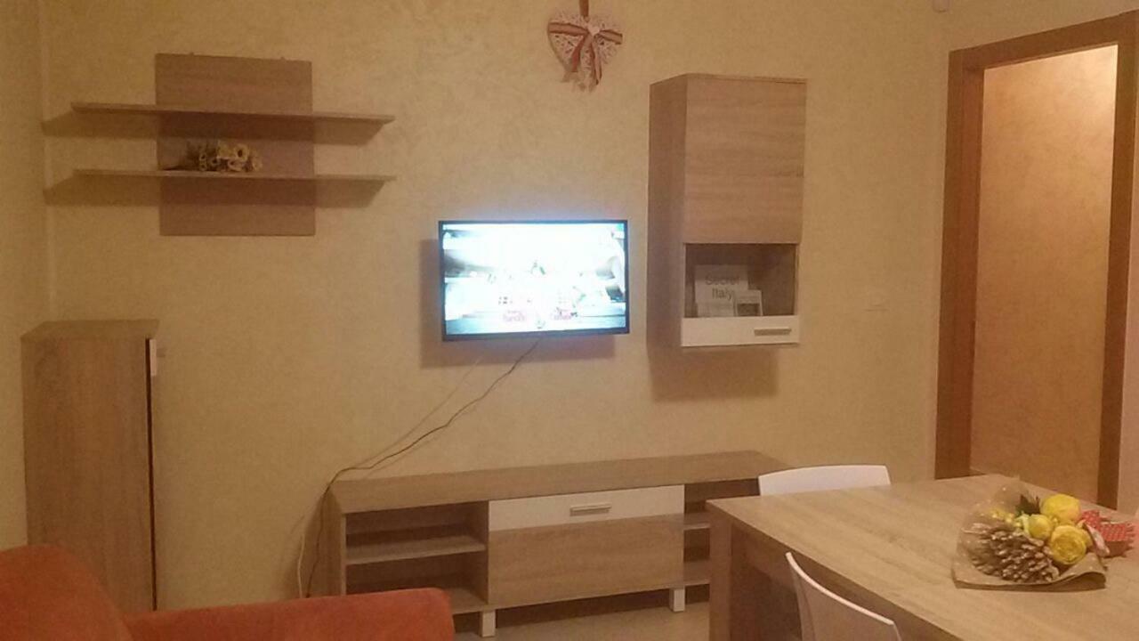 Bnb Del Nilo Apartment Montesilvano Bagian luar foto